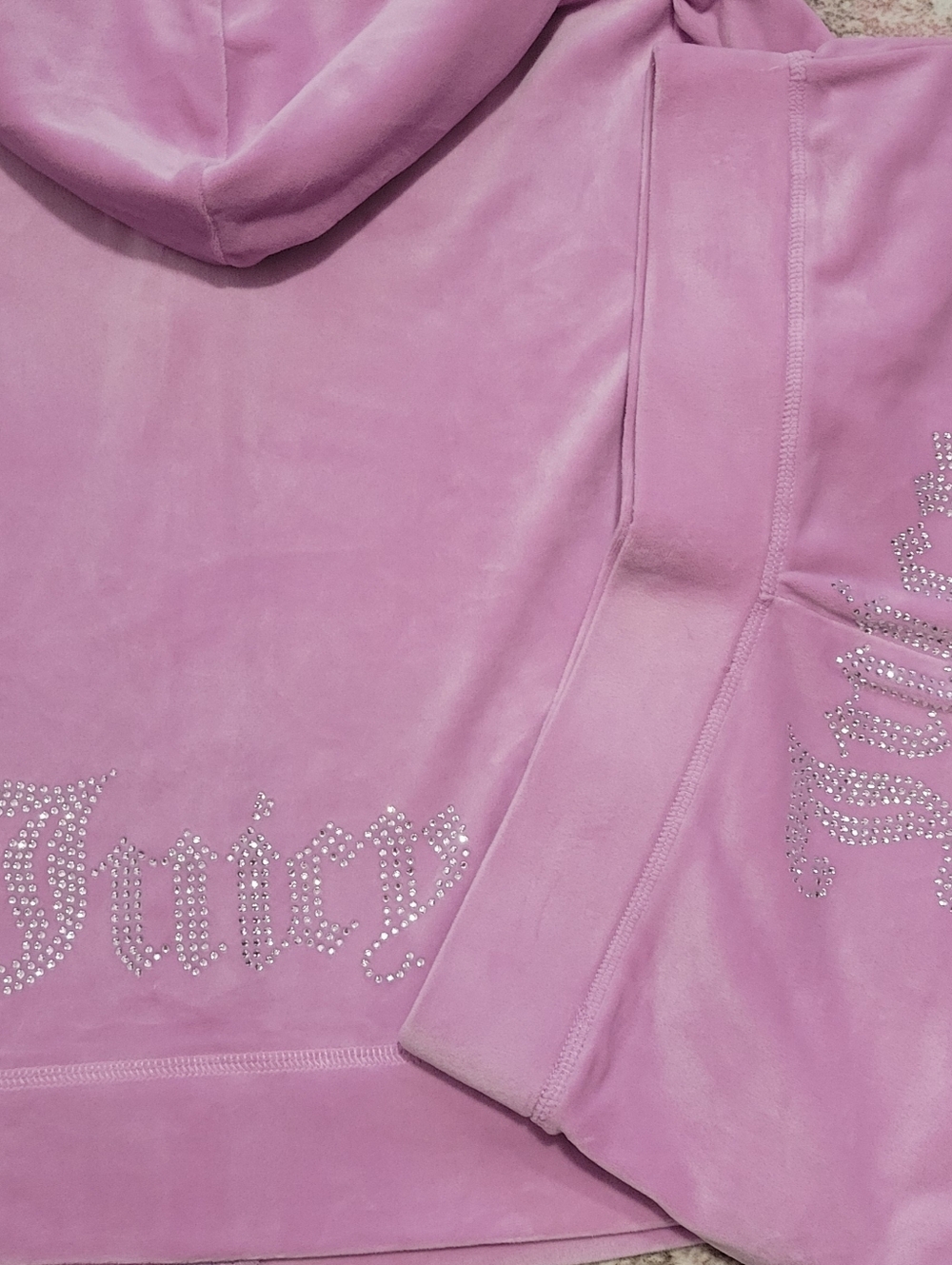 Juicy Couture Dewberry Velour Short Sleeve Hoodie & Shorts Tracksuit Set - M - Picture 5 of 6